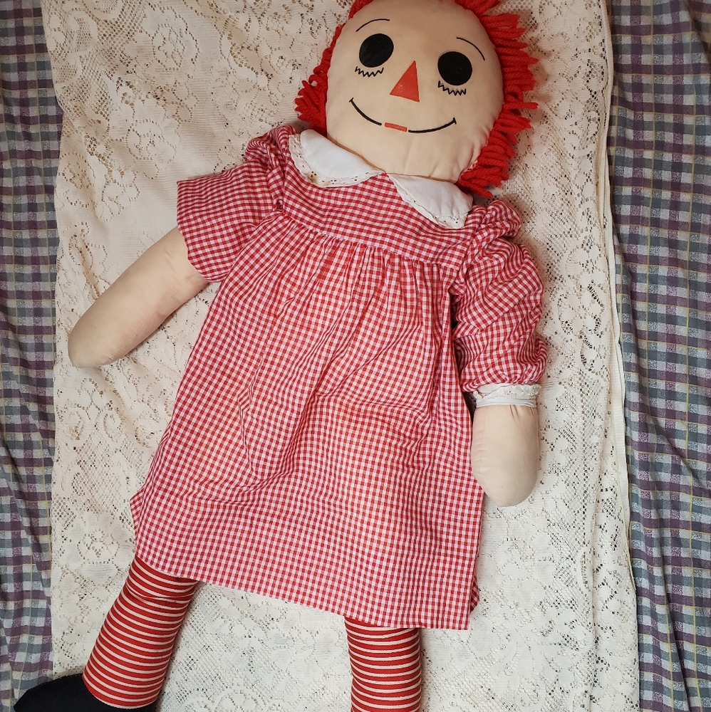 Vintage Raggedy doll